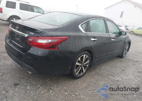 2017 Nissan Altima 2.5 Sr из США, поврежденный, VIN 1N4AL3AP7HC494561